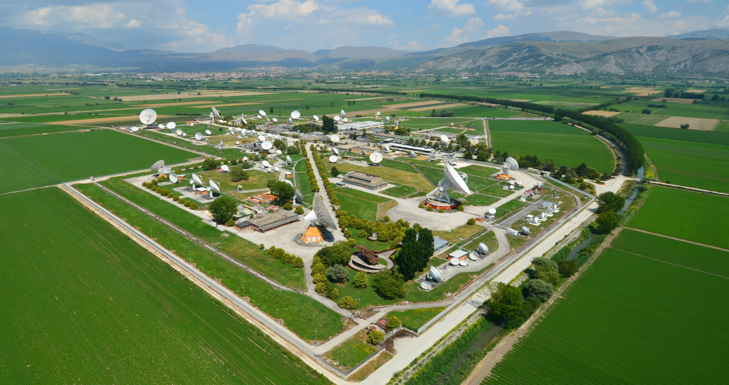 Vista d'insieme del Centro Spaziale del Fucino di Telespazio