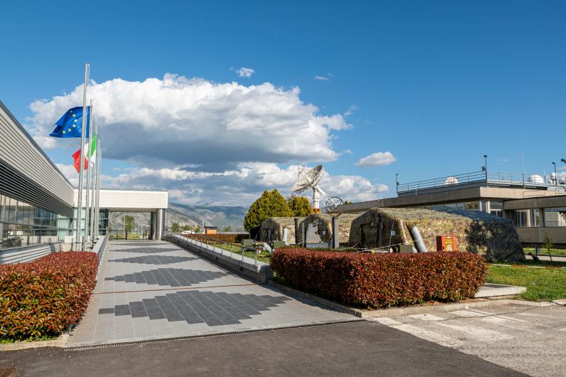 Centro spaziale del Fucino   credits: telespazio.com