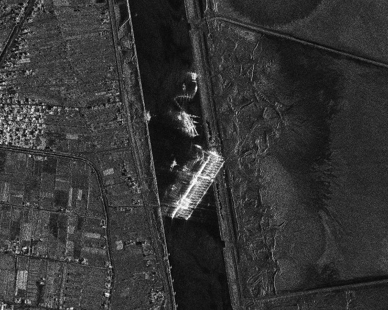 Between 23 and 29 March 2021, the container ship Ever Given got stranded in the Suez Canal, blocking the passage of other commercial ships through the artificial isthmus. Images were taken by numerous Earth observation satellites, including COSMO-SkyMed, which provided essential information both for rescue operations and on the shipping traffic waiting at the two ends of the canal. COSMO-SkyMed © ASI. Processed and distributed by e-GEOS.