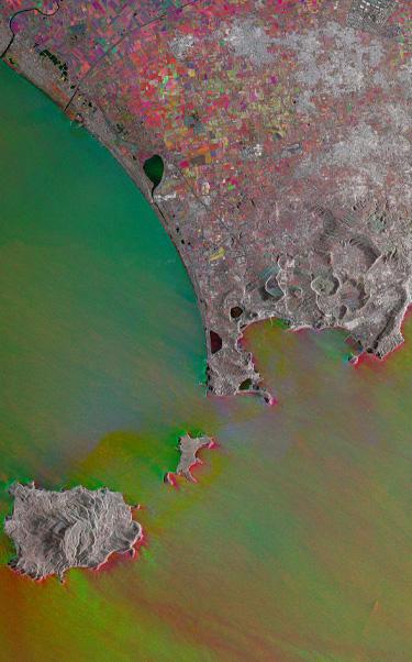 areemarine_hero-mobile