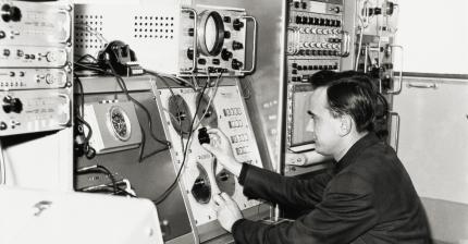 19 July 1962 - Post and Telecommunications Ministry gives the - exclusive concession for testing telecommunications satellite systems 19 July 1962 - Post and Telecommunications Ministry gives the - exclusive concession for testing telecommunications satellite systems