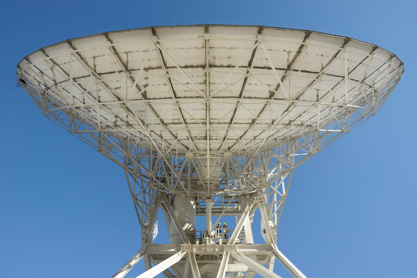 5_Fucino_antenna_3